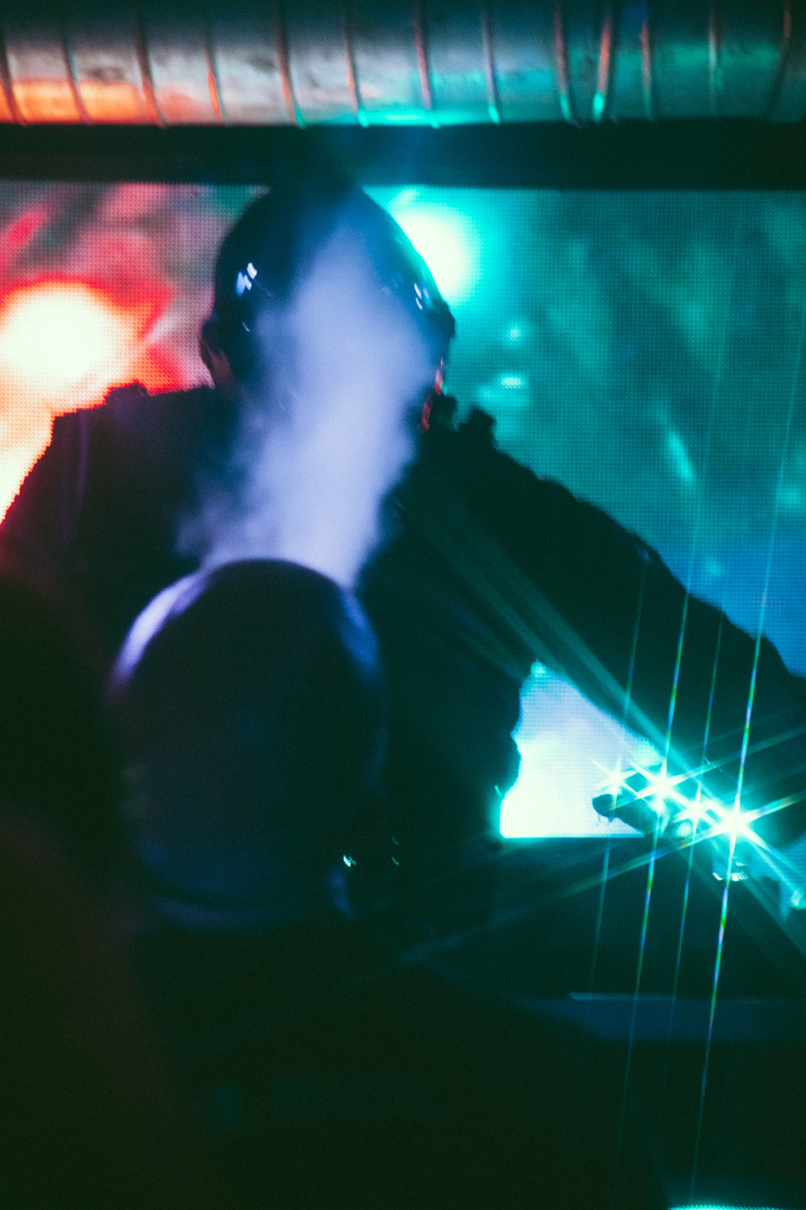 VENØM durante APOLLO 11 en Hangar 48 — fotografía 2 de Sainthood666x